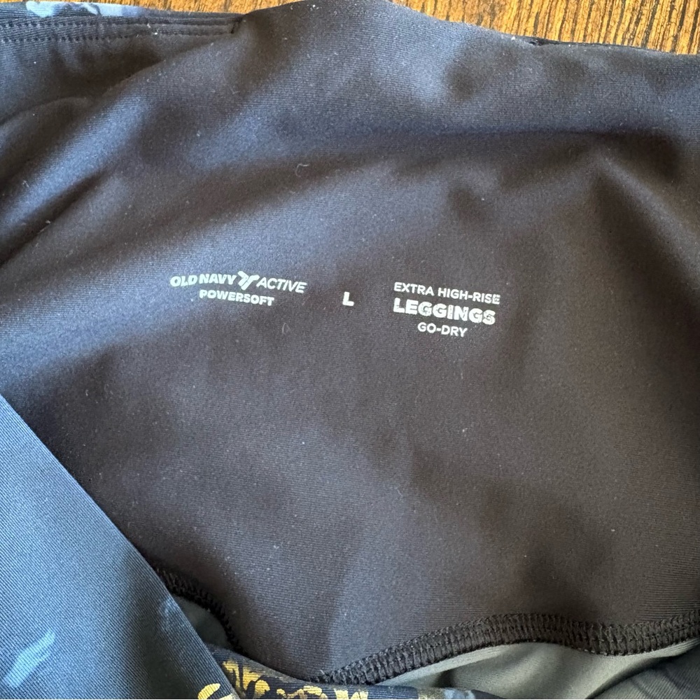 Old Navy Extra High-Waisted PowerSoft Leggings Gold Marble Active Gym Size Large - Picture 7 of 11
